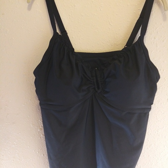 Black Croft&barrow swimsuit top size 20 - Picture 2 of 4